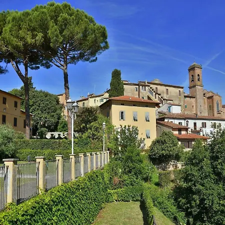 Holiday home Historic With Swimming Pool *