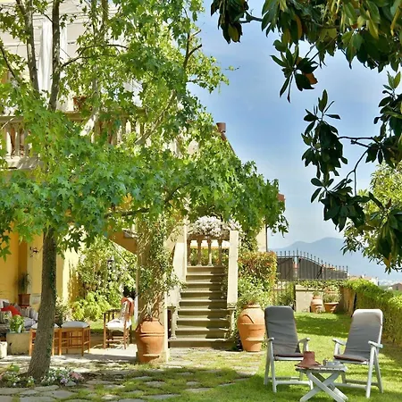 Historic With Swimming Pool Holiday home