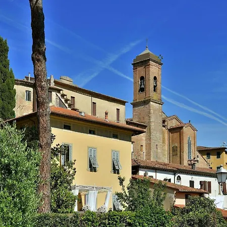 Historic With Swimming Pool Holiday home
